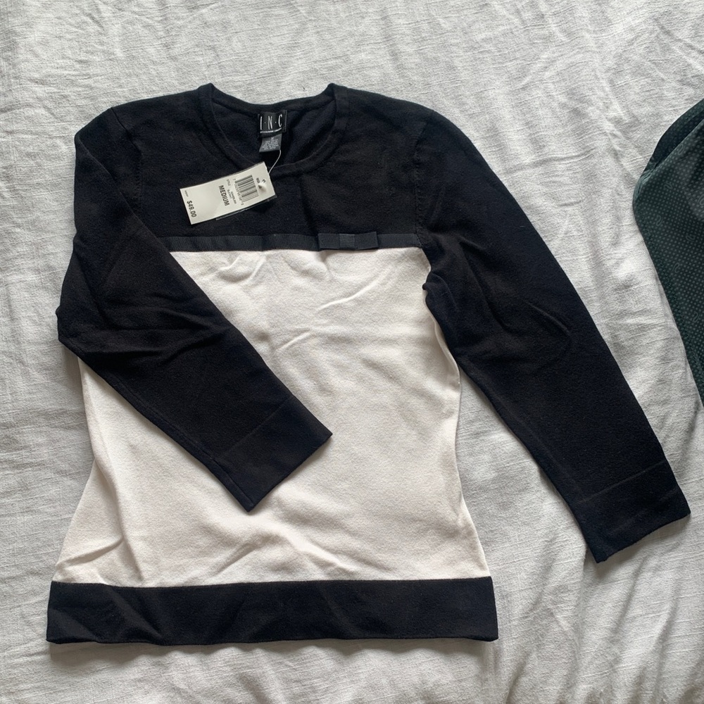 NWT Black & White Knit Sweater